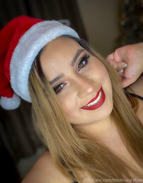 Nøgent lækket OnlyFans-billede af Thickluxuryfree