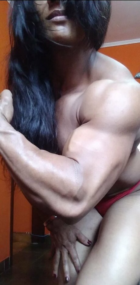 Cristtina43