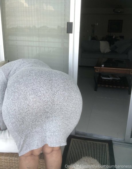 Thebumbumbaroness