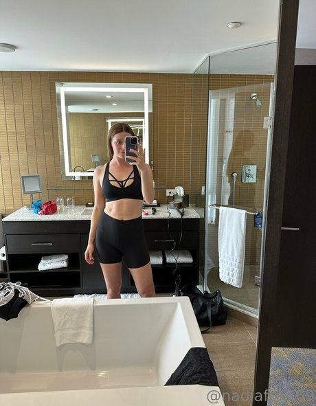 Nadiafoxx69