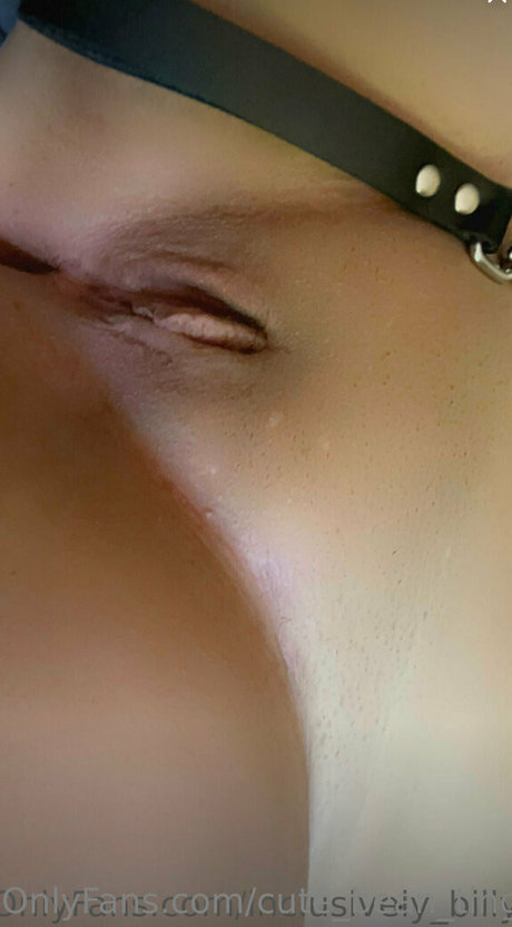 Naken lekkede OnlyFans-bilde av Cutebeanting