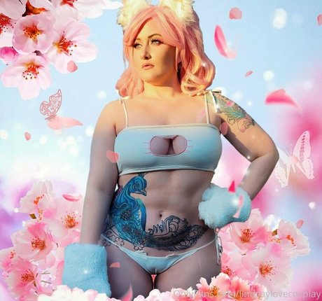 Nacktes geleaktes OnlyFans-Foto von Lindsaylovecosplay