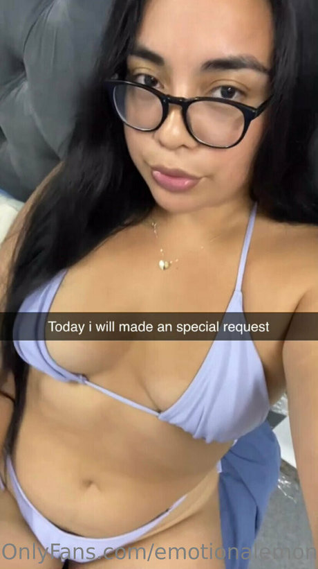 Emotionalemon  nude leaked OnlyFans photo