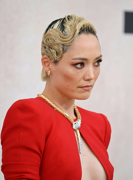 Foto desnuda filtrada de OnlyFans de Pom Klementieff