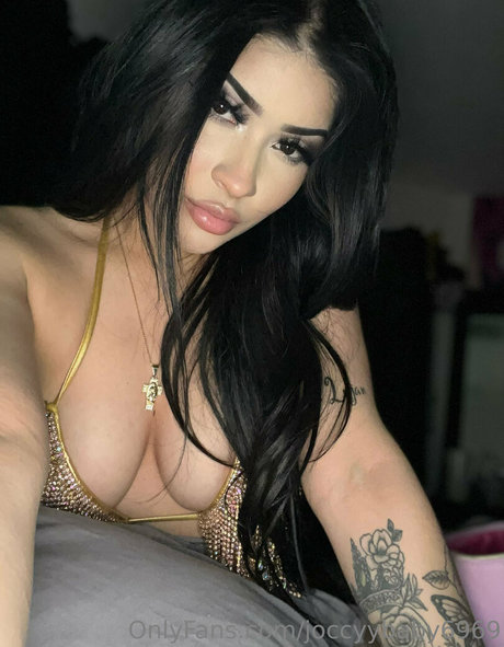 Photo nue de fuite OnlyFans de Latinabratt69