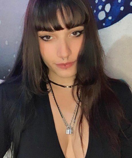 Naken lekkede OnlyFans-bilde av Giogabs