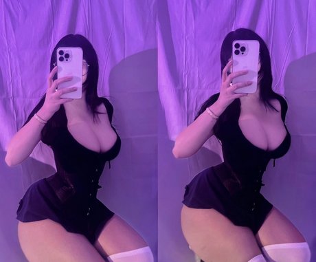 Nagie wyciekłe zdjęcie OnlyFans od Meochai