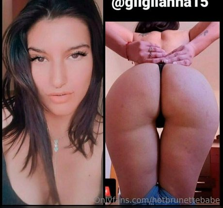Hotbrunettebabe