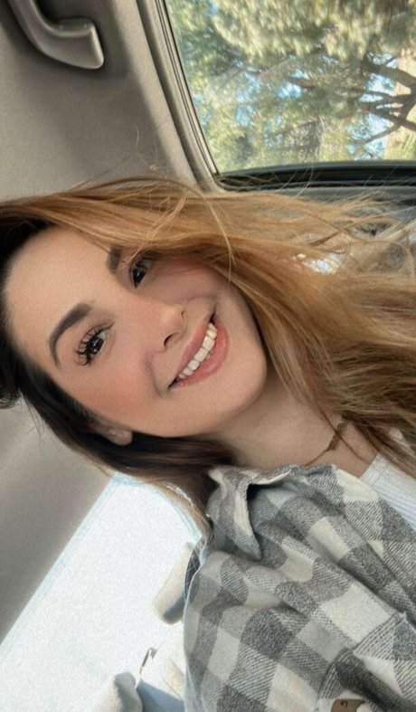 Sloane Wolf