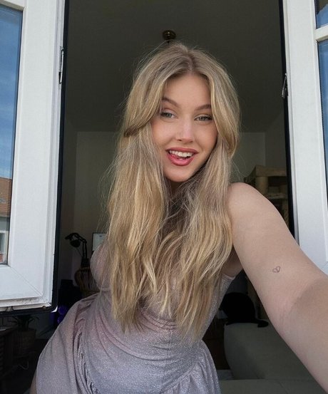 Cirizzzle OnlyFans泄露裸照