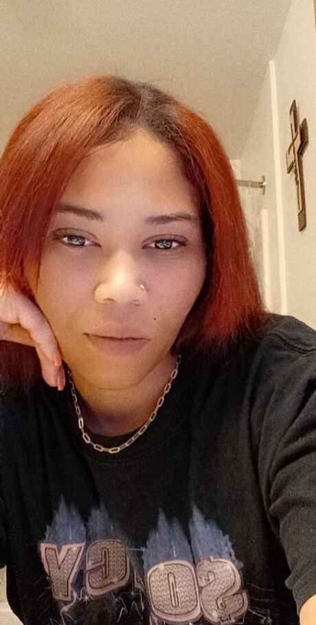 Alaston vuotanut OnlyFans-kuva Juanita