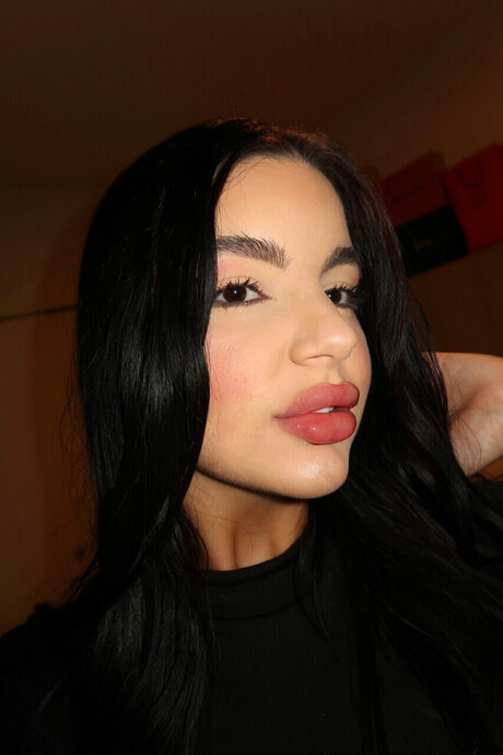 Naken läckt OnlyFans-bild av Casie Cuban