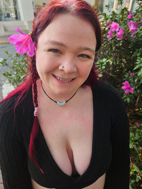 Naakte gelekte OnlyFans-foto van Luna Rae