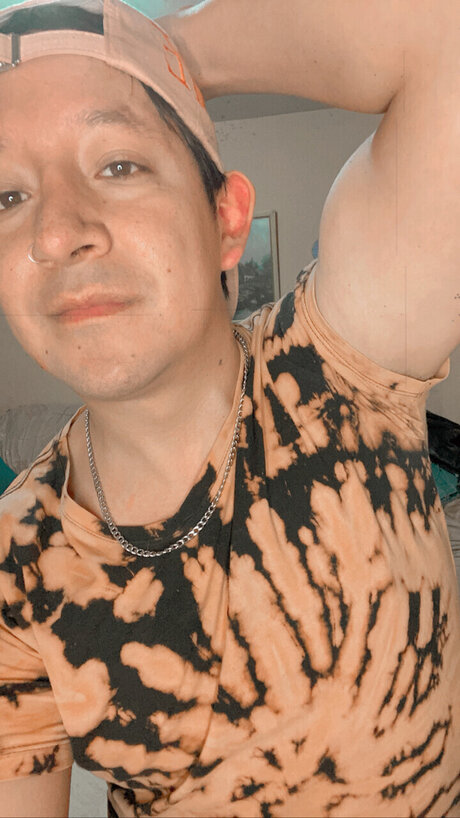 Foto nua vazada do OnlyFans de Kenyi Anthony Livia