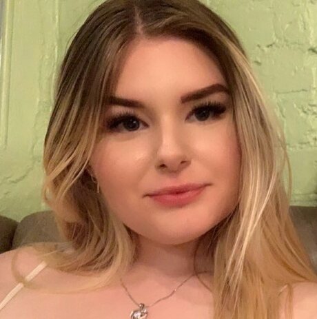 Foto desnuda filtrada de OnlyFans de Aaliyah