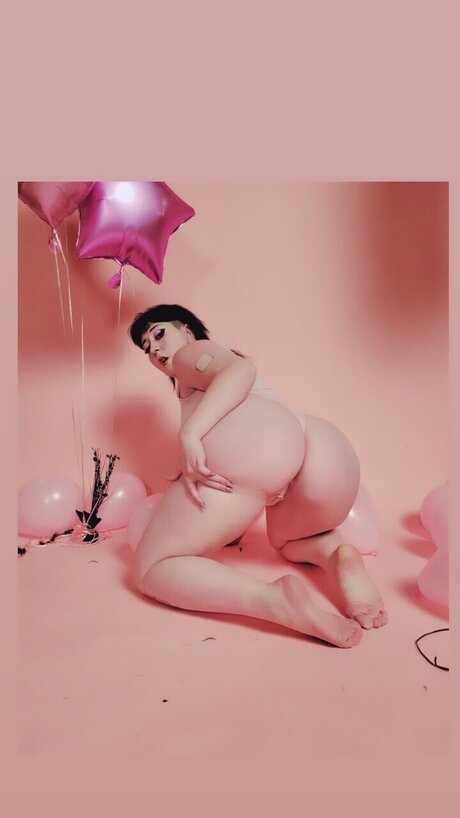 Nacktes geleaktes OnlyFans-Foto von Clairebear