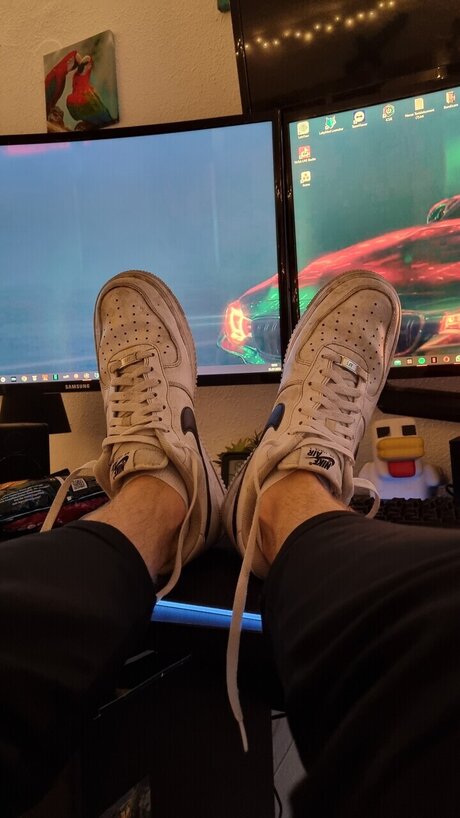 Nagie wyciekłe zdjęcie OnlyFans od Dirtynikeboy