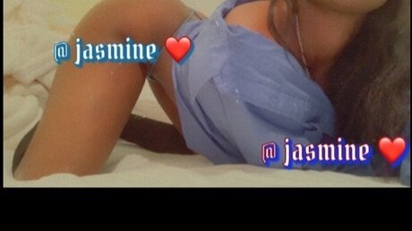 Foto nua vazada do OnlyFans de Jasmine