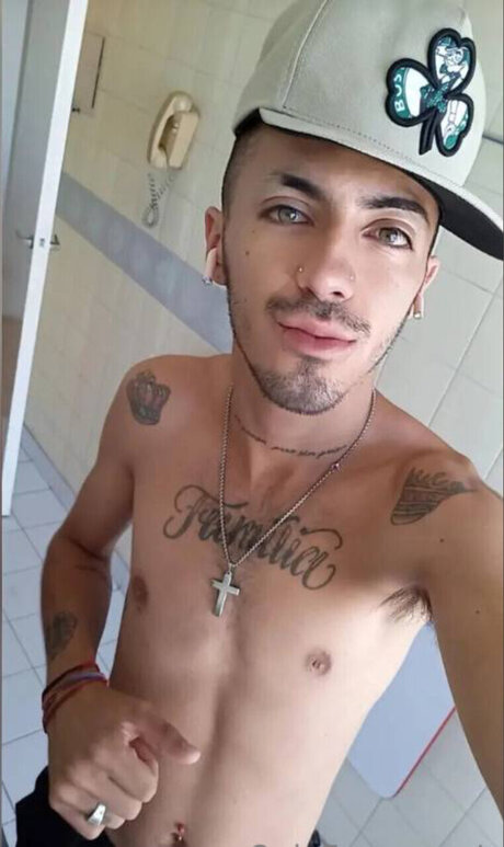 Alaston vuotanut OnlyFans-kuva King Of Vc 