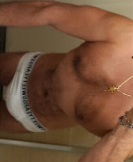 Foto di nudo di fuga di OnlyFans di Andregrosso24