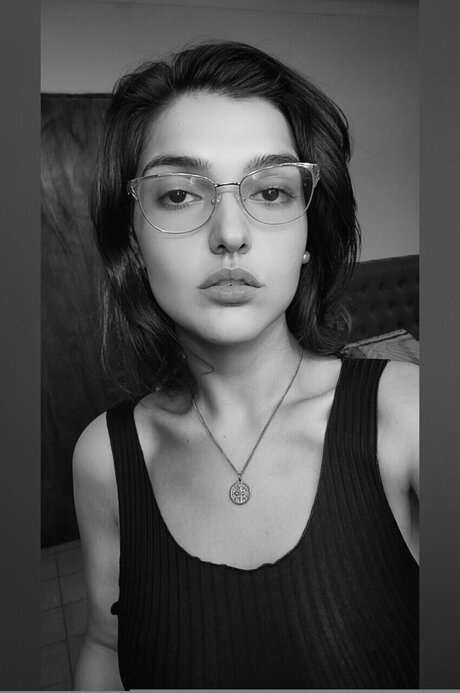 Naken lekkede OnlyFans-bilde av Fleur 