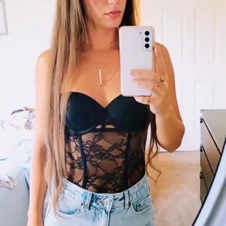 Foto di nudo di fuga di OnlyFans di Sam