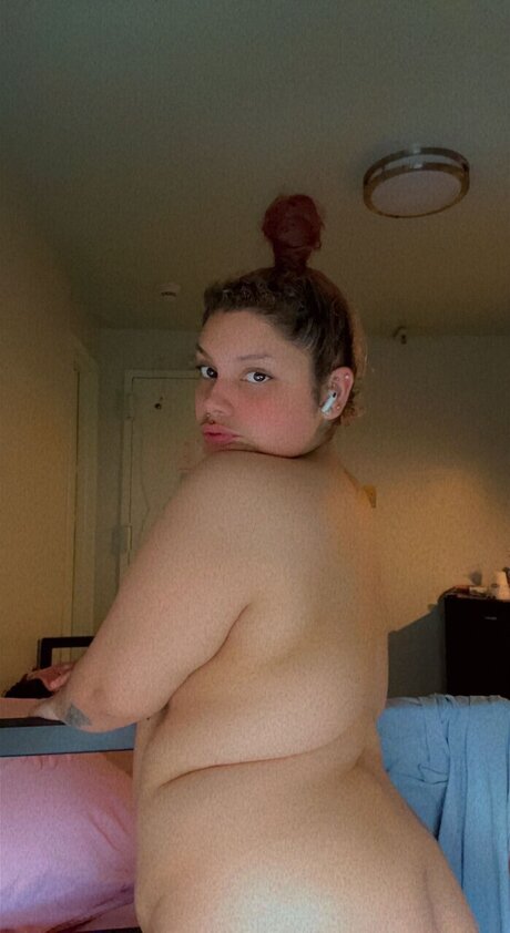 Naakte gelekte OnlyFans-foto van Ya Favorite Mella