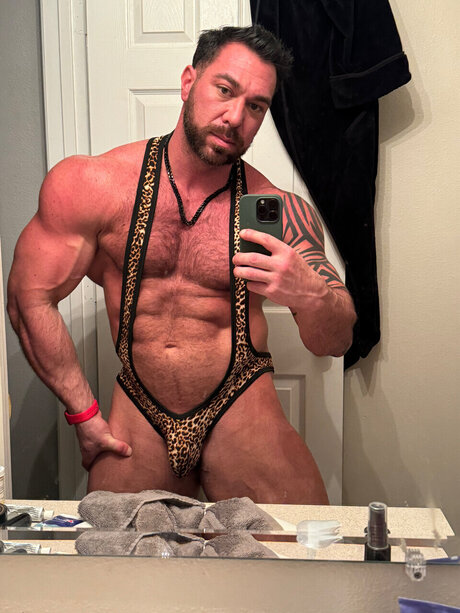 Nagie wyciekłe zdjęcie OnlyFans od Nicholas Michael