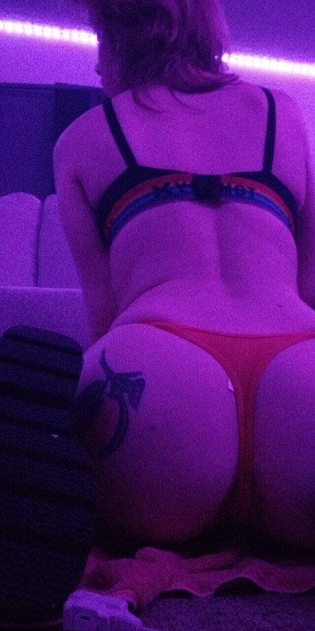 Nøgent lækket OnlyFans-billede af Squishythighs22