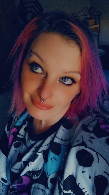 Nacktes geleaktes OnlyFans-Foto von Nawa Kitty