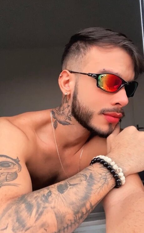 Nacktes geleaktes OnlyFans-Foto von Boy22cm