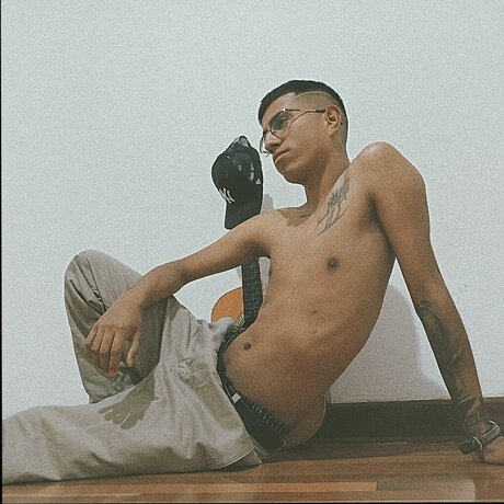Aaron Hall OnlyFansリークヌード写真