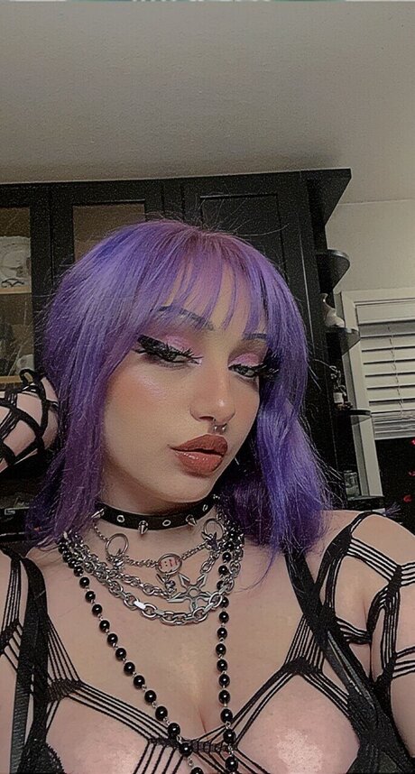Naken läckt OnlyFans-bild av Goth Thot