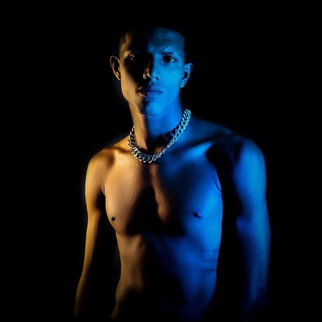 Nahá fotka uniklých OnlyFans od Vitor Sousa