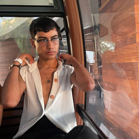 Nahá fotka uniklých OnlyFans od Julio Chaidez