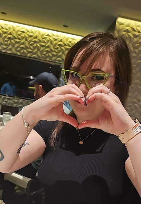 Naken läckt OnlyFans-bild av Connie