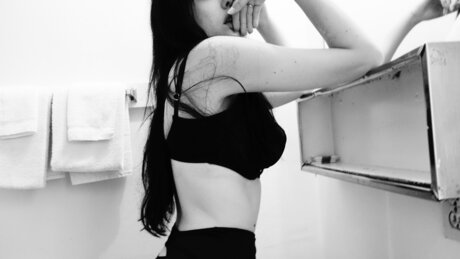 Mm OnlyFansリークヌード写真