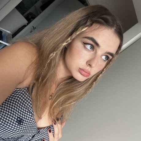 Stella May