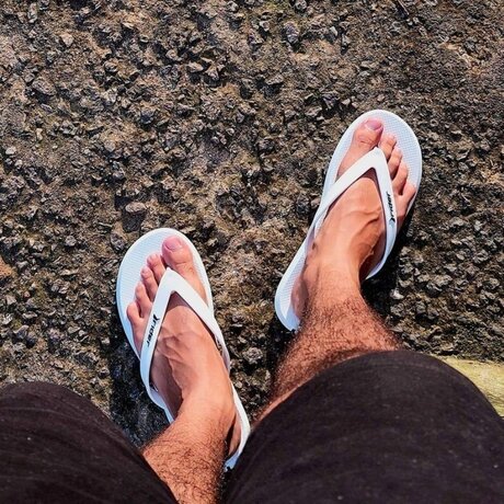 Обнаженная фотография утечки OnlyFans от Twink Feet