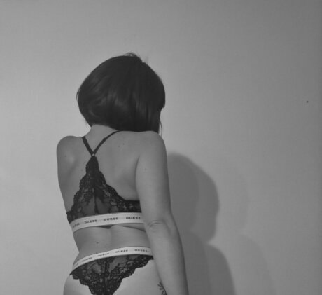 Madame Pizzo OnlyFans泄露裸照