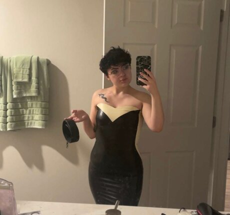 Naken läckt OnlyFans-bild av Goddess Xaria