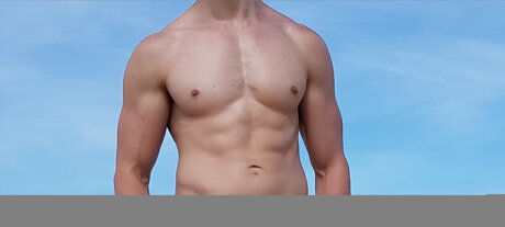 Dan OnlyFansリークヌード写真