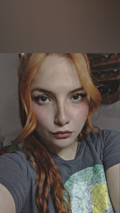 Naakte gelekte OnlyFans-foto van Miquita18