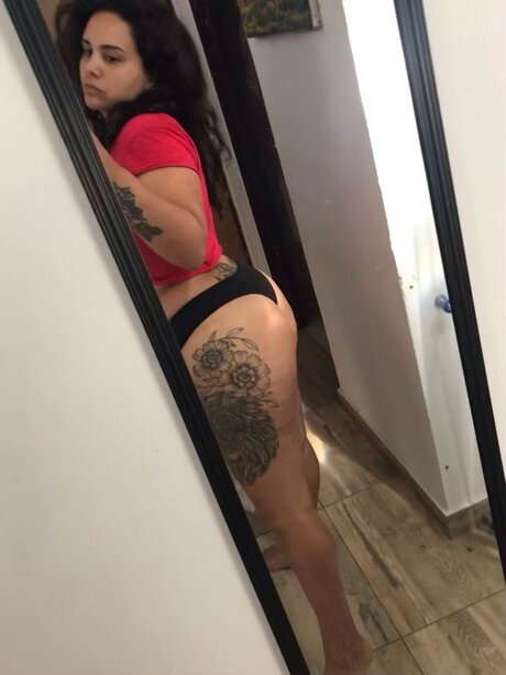 Обнаженная фотография утечки OnlyFans от Fuegovikyng