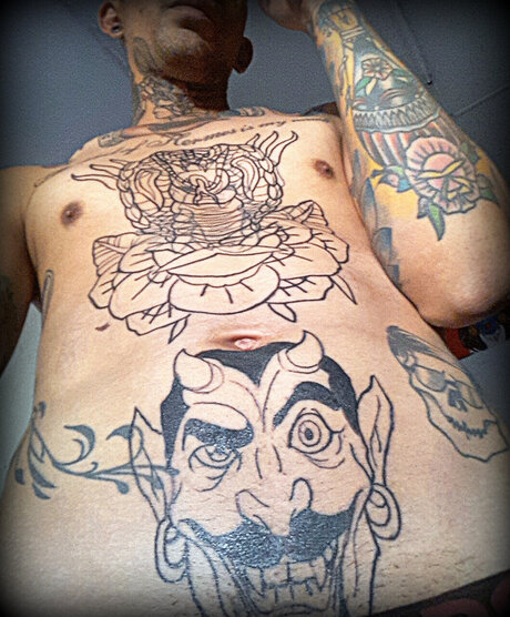 Saints OnlyFansリークヌード写真