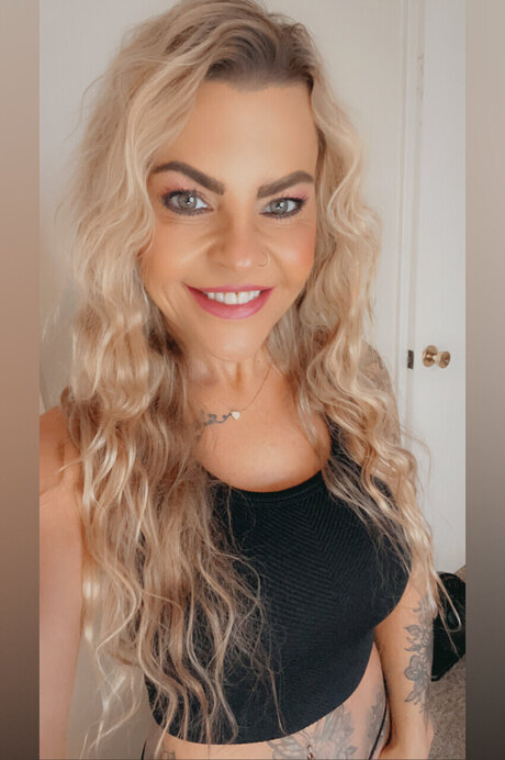 Alasti lekkinud OnlyFans-i pilt Classysweetlips
