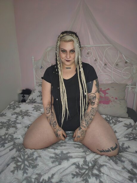 Обнаженная фотография утечки OnlyFans от Miss Biibiinella 