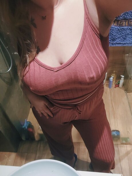 Naakte gelekte OnlyFans-foto van Nastkakunina