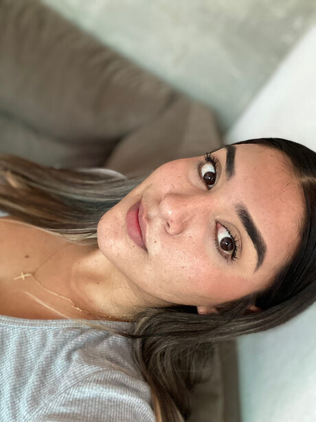 Обнаженная фотография утечки OnlyFans от Ara Gonzlez