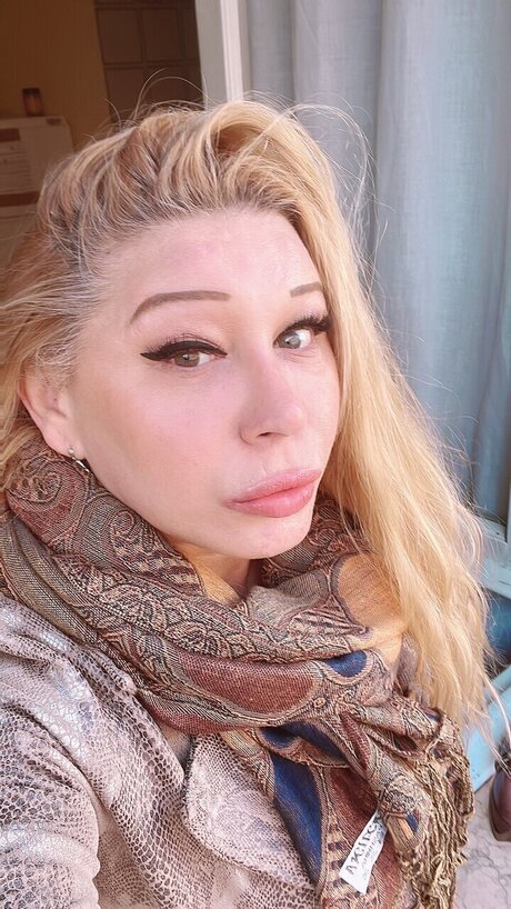 Melissa Barton OnlyFans